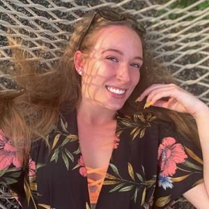 Meet your Posher, Marissa